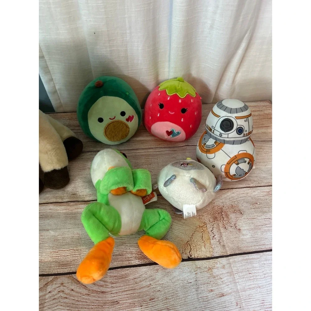 Squish mellows and other stuffed‎ animals